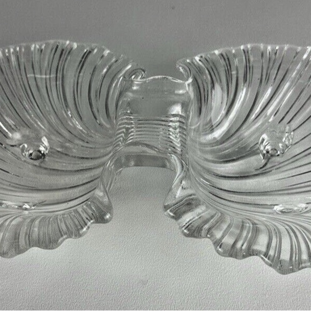 Mikasa Walther Crystal, Footed, Shell-Shaped Dish